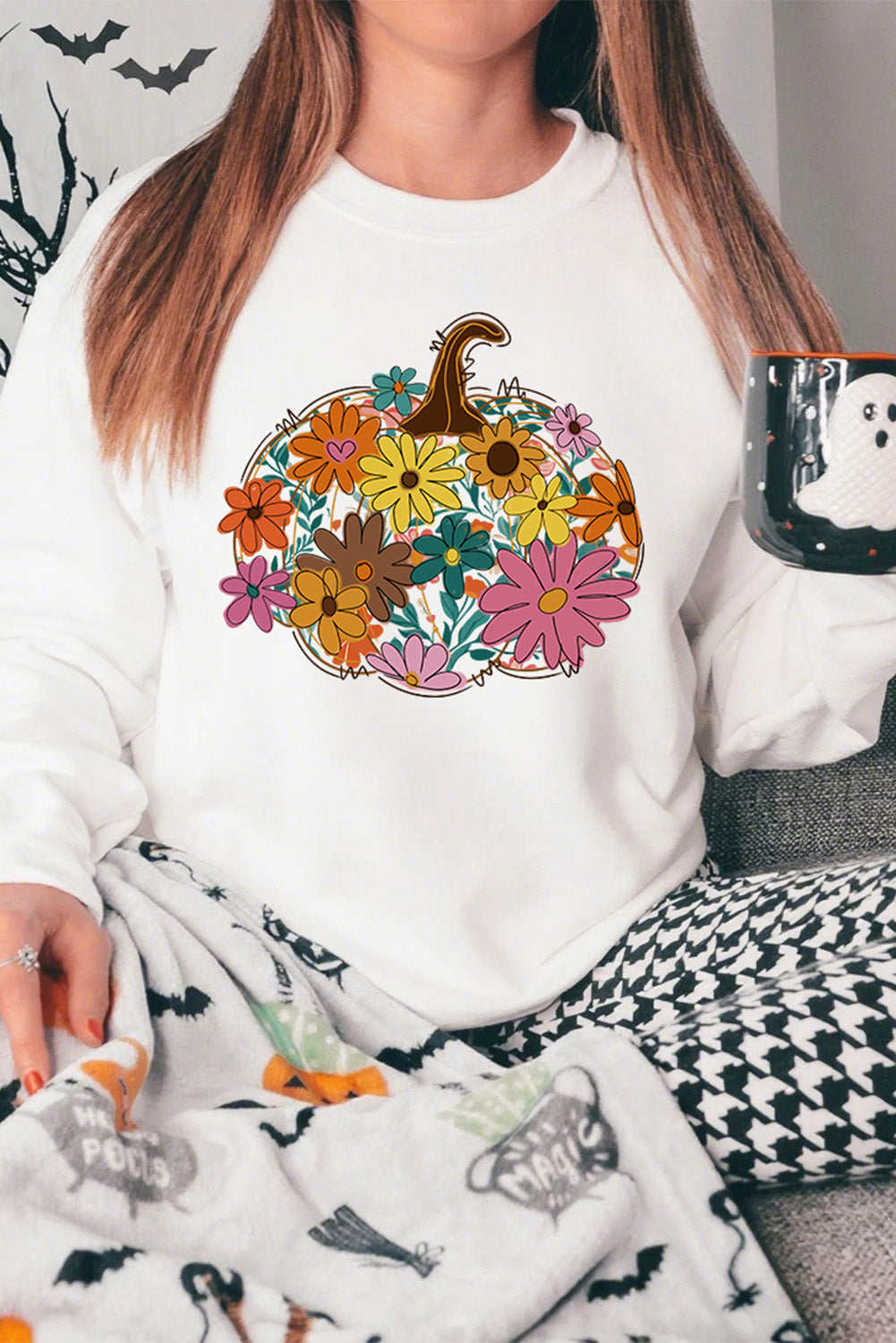 White Floral Pumpkin Sweatshirt