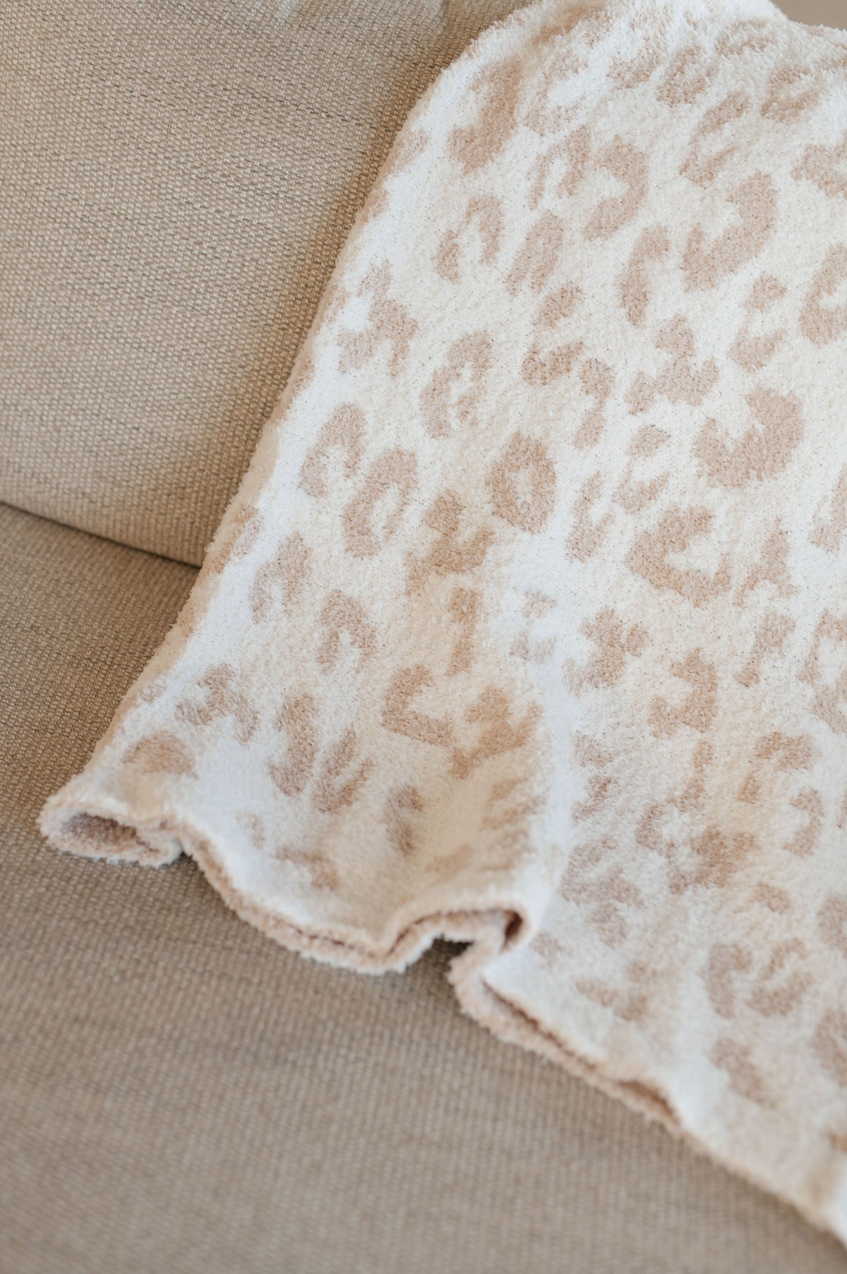 Ari Blanket in Neutral Animal