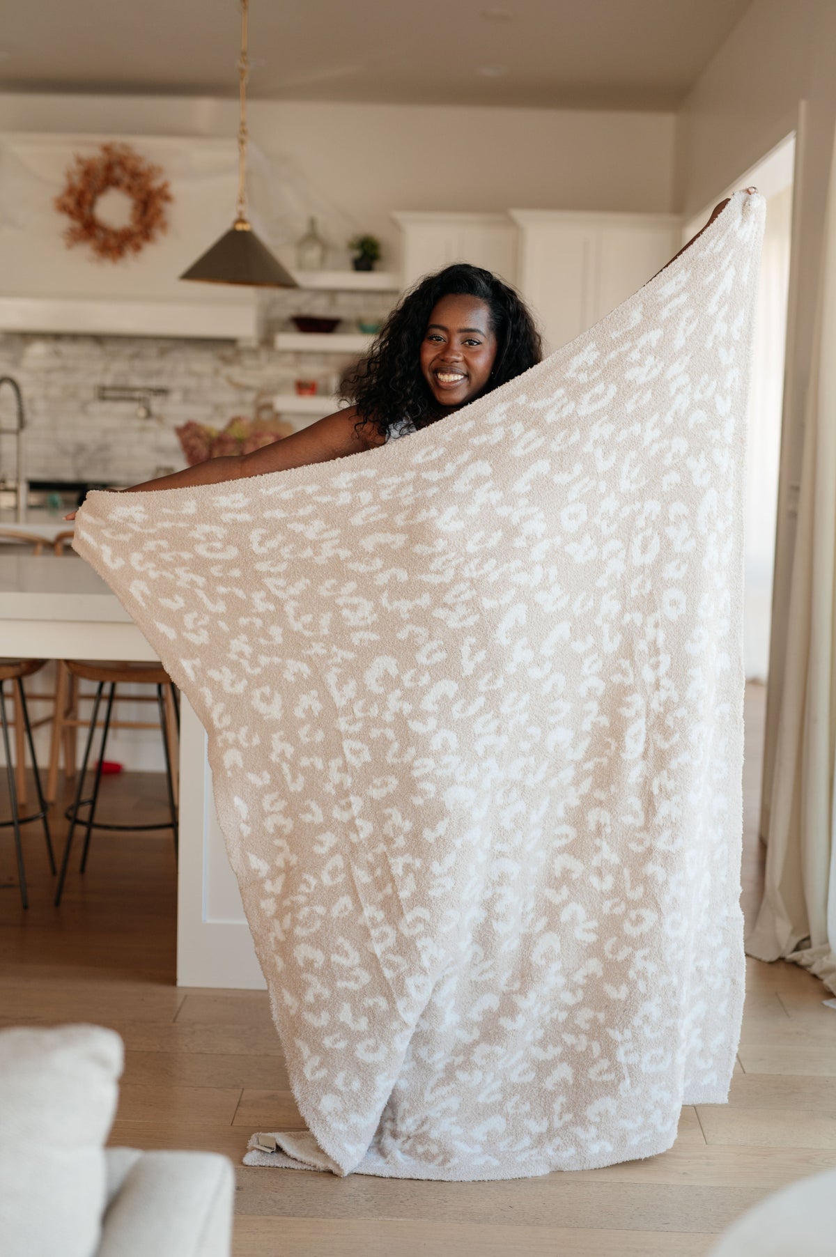 Ari Blanket in Neutral Animal