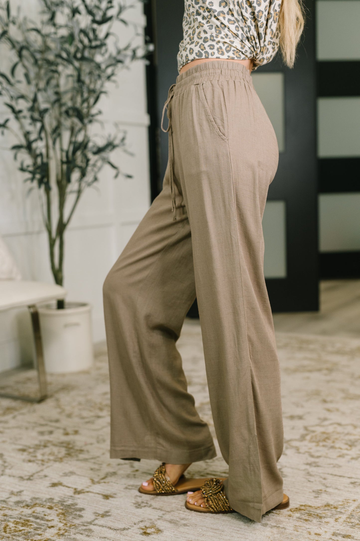 Essential Feeling Lounge Pants in Light Cocoa