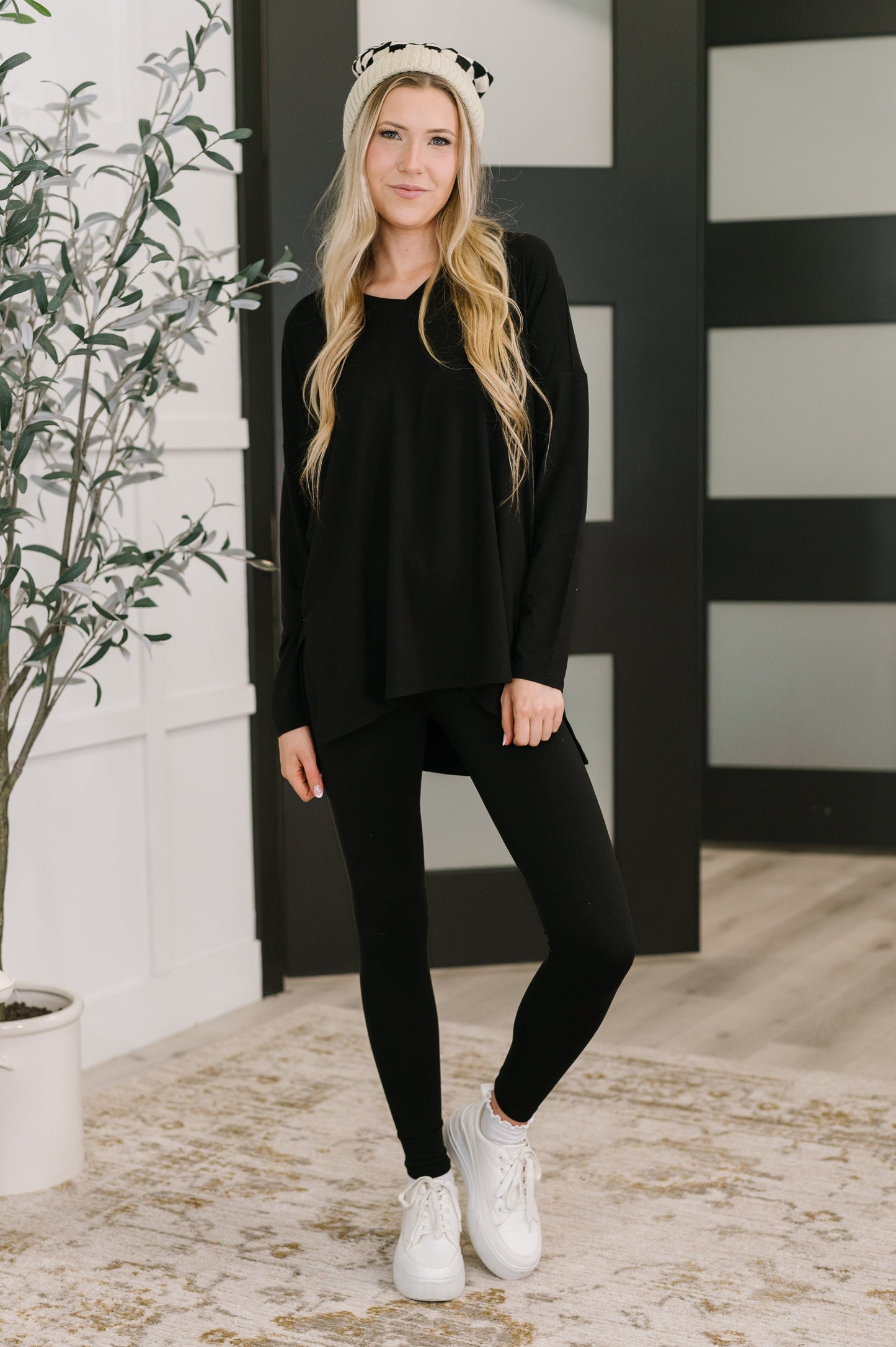 Next to Nothing Set in Black