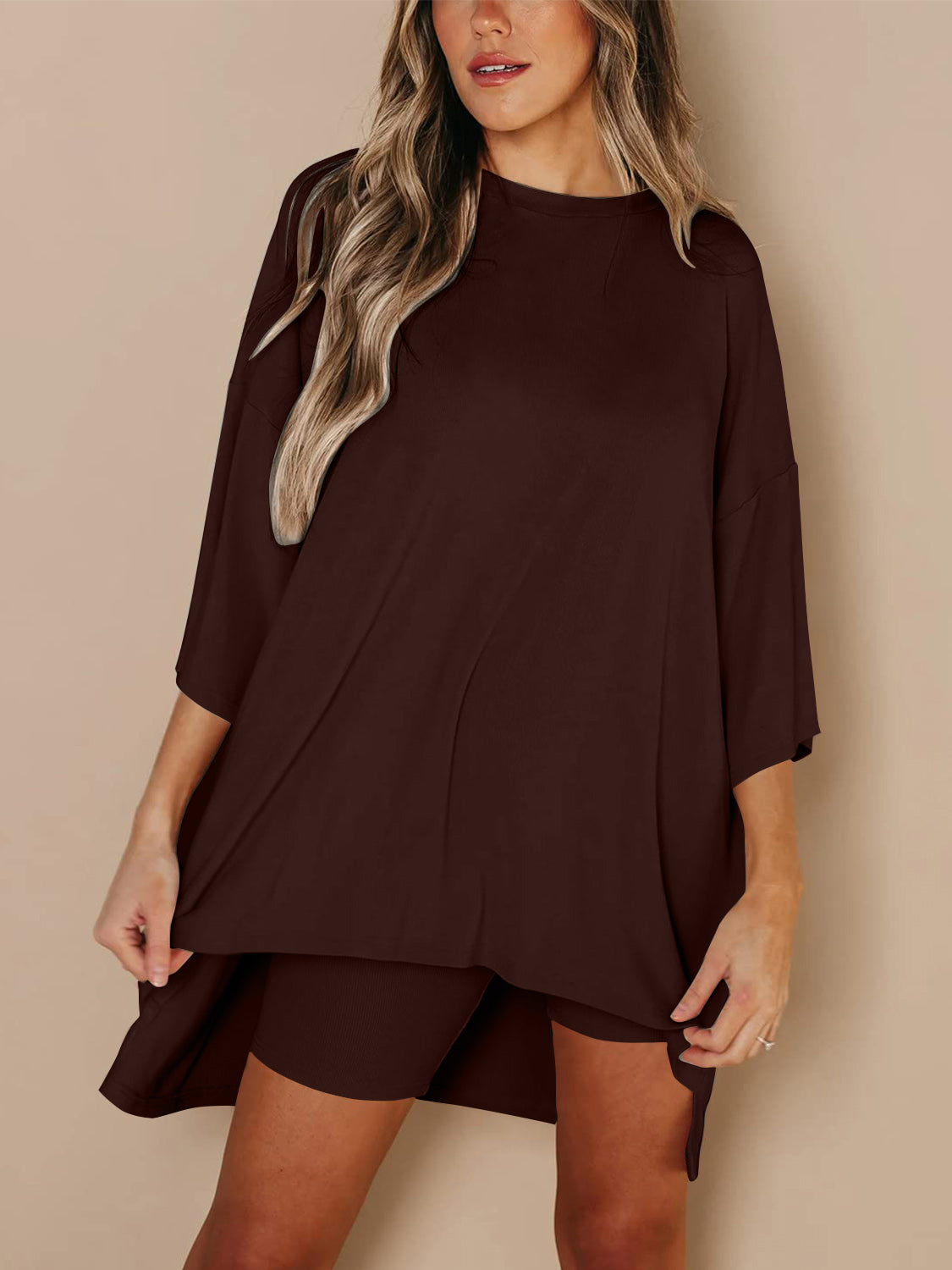 Loose Tunic Top and Slim Shorts Set